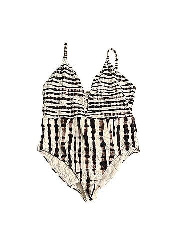 La Blanca One Piece Swimsuit (view 1)
