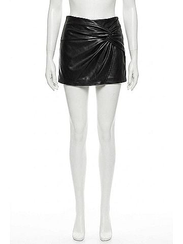 Astr Neriah Skort in Black (view 1)