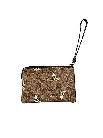 Coach coach corner zip in signature bee Leather Wristlet (view 2)