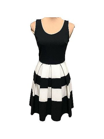 Iris Design Casual Dress (view 2)