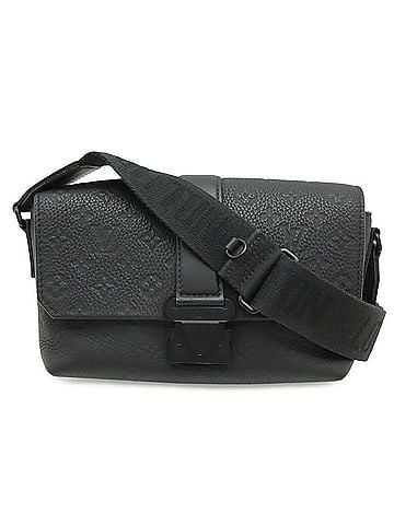 Louis Vuitton LOUIS VUITTON Louis Vuitton Monogram Taurillon S Cape Shoulder Bag Noir Black M23741 (view 1)