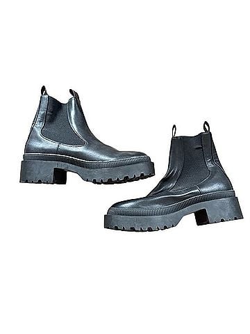 BCBGeneration Marie Boots (view 2)