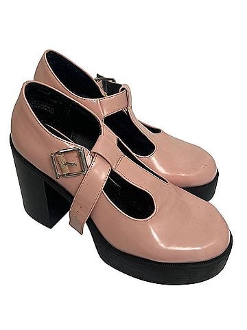 Madden Girl Heels (view 1)
