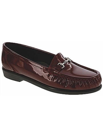 SAS Women's Metro Loafer in Garnet (view 1)