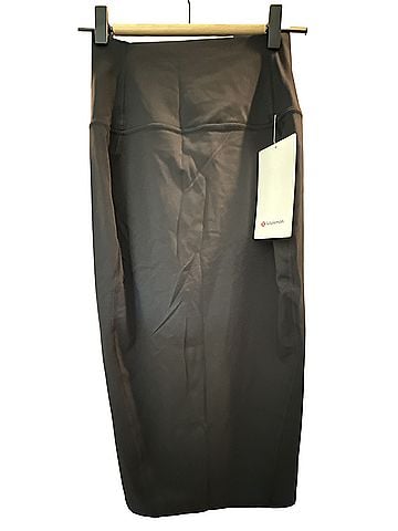 Lululemon Athletica nulu Casual Skirt (view 1)