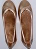 Vionic Gold Flats Size 6 1/2 - photo 4