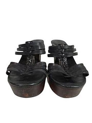 Ugg Australia Mattie Sandals (view 2)