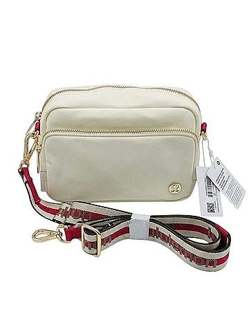 Lululemon Athletica Everywhere Crossbody Bag (view 2)