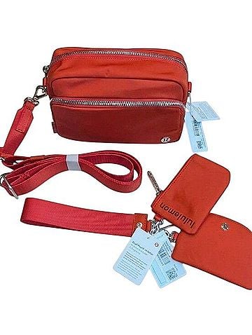 Lululemon Athletica Eveeywhere Crossbody Bag 2L Crossbody Bag (view 1)