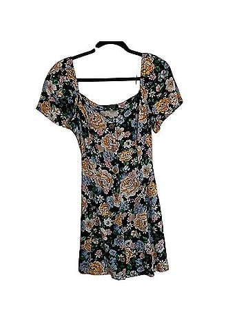 Bershka floral mini dress Casual Dress (view 2)