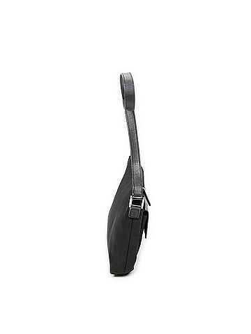 Gucci G Pushlock Shoulder Tote (view 2)