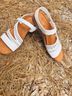 Bare Traps 100% Other Floral White Sandals Size 7 1/2 - photo 3