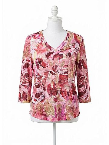 FDJ Thana Three Quarter Sleeve V-Neck Top in Gallery Print (view 1)