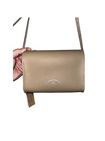 CAMBRIDGE Pushlock Crossbody Bag (view 2)