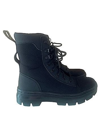 Dr. Martens combs Boots (view 1)