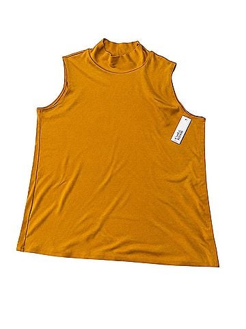 Croft & Barrow Sleeveless Top (view 1)