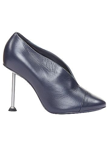 Victoria Beckham Victoria Beckham Pin leather silver nail pumps (view 1)
