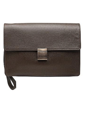 Louis Vuitton Taiga Selenga (view 1)