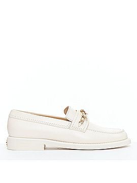 Chanel Chanel CC Heart Flower Charm Chain Leather Loafers (view 1)