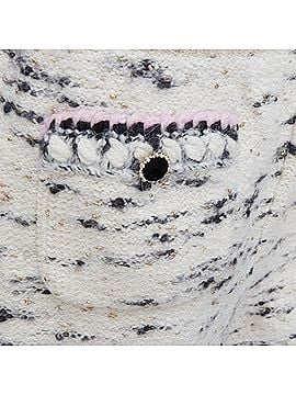 Chanel Chanel 21A Runway cream cashmere wool tweed trim boucle knit shorts (view 2)