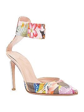 Gianvito Rossi Gianvito Rossi x Altuzarra floral elastic cuff pumps (view 2)