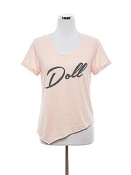 South Parade Valerie Doll V-Neck Tee in Pink (view 1)