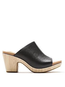 Rockport Women's Vivianne Slide Sandal in Black (view 1)