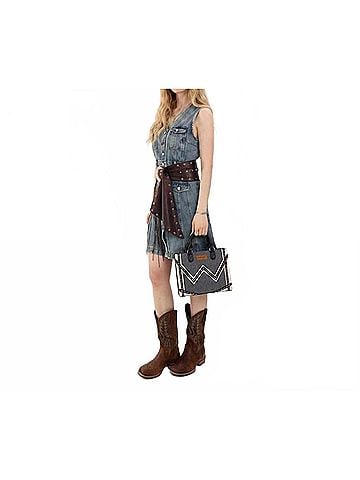 Wrangler Jeans Co Western Contrast Stitch Chevron Tote Bag in Dark Jeans (view 2)