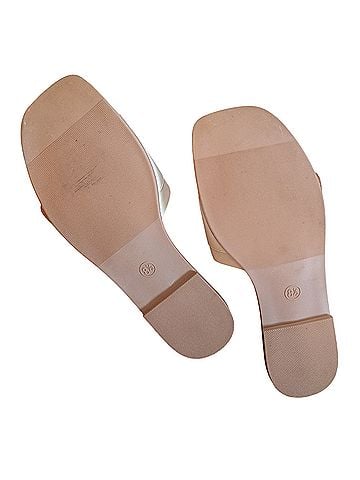 Universal Thread Universal Thread Sandals (view 2)