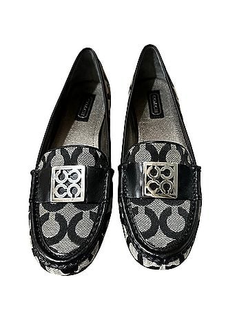Coach Flats (view 1)