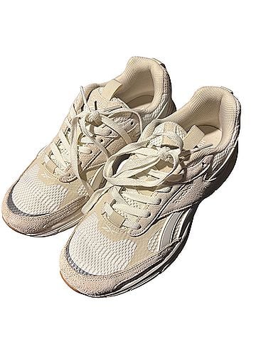 Reebok Sneakers (view 1)