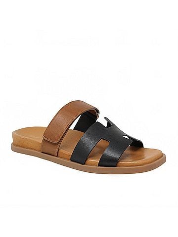 Django & Juliette Women's Nodette Flat Leather Sandal (view 1)