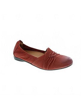 Clarks Women's Rena Way Flat in Chestnut Leather (view 1)
