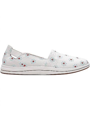 Clarks Women's Breeze Step Casual Shoes in White (view 2)