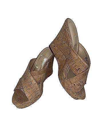 Charles by Charles David Latrice Heels (view 1)