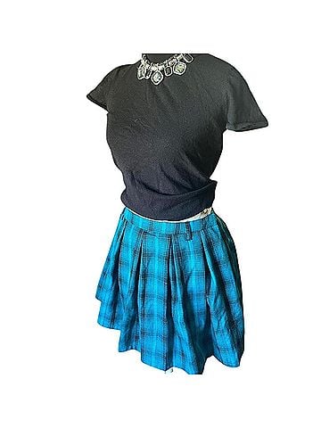 Hot Topic Skort (view 2)