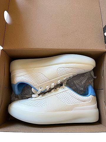 Lululemon Athletica Women's Cityverse Perforated Sneaker Sneakers (view 2)