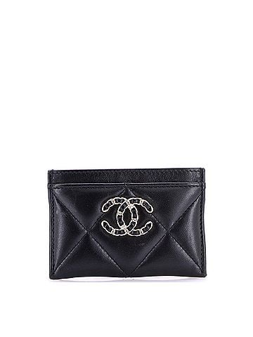 Chanel 19 Card Holder Quilted Leather (view 1)