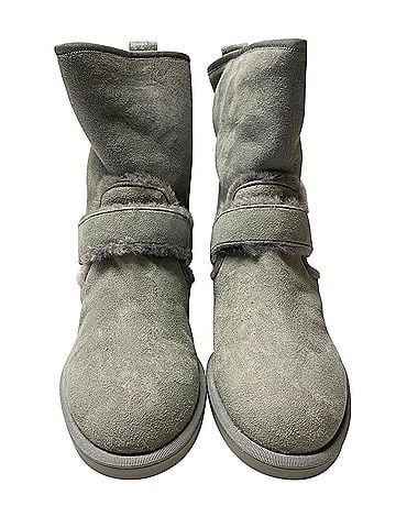 Nicholas Kirkwood Nicholas Kirkwood Casiti Pearl Embellished Biker Boots in Grey Suede (view 2)