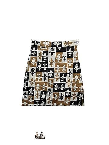 Trashy Diva by Candice Gwinn Casual Skirt (view 2)