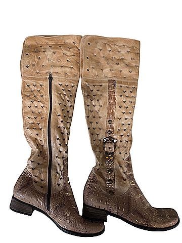 Cloue B Boots (view 1)