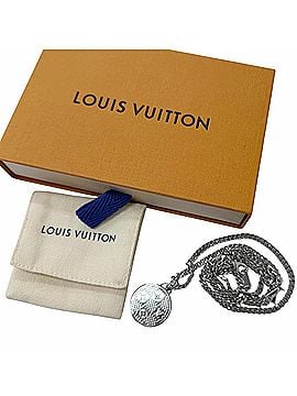 Louis Vuitton LOUIS VUITTON (Louis Vuitton) 2025 model M02446 Damier Staple Pendant Necklace, Silver, Made in Italy, Men's, with Box and Dust Bag. (view 2)