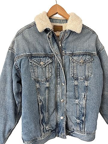 American Eagle Outfitters Denim Jacket (view 2)