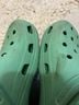 Crocs Green Flip Flops Size 8 - photo 4