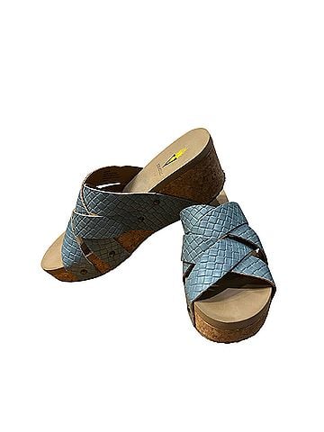 Volatile Wedges (view 2)