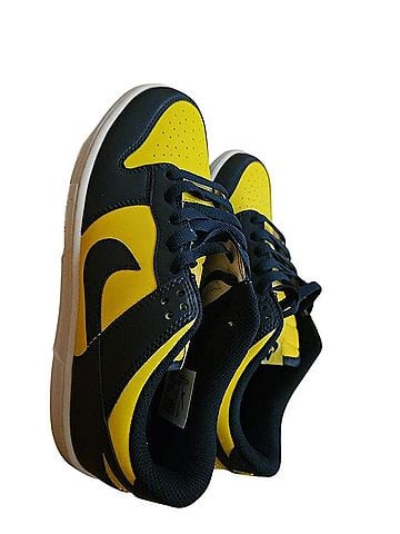 Nike Sneakers (view 1)