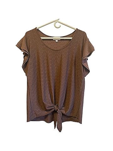 Kim & Cami Short Sleeve Blouse (view 1)