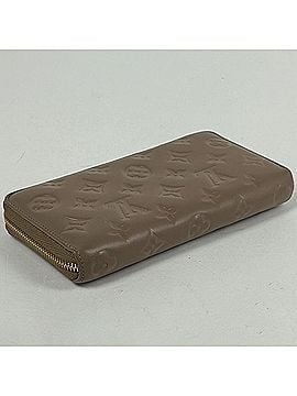 Louis Vuitton Louis Vuitton Zippy Wallet Coussin Embossed Monogram Long Leather Taupe M81511 Women's (view 2)