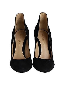 Gianvito Rossi Gianvito Rossi Round-toe Flared Pumps in Black Suede (view 2)
