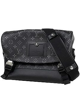 Louis Vuitton Louis Vuitton Messenger Voyage PM Shoulder Bag, Monogram Eclipse Noir (Black), M40511, Men's (view 1)